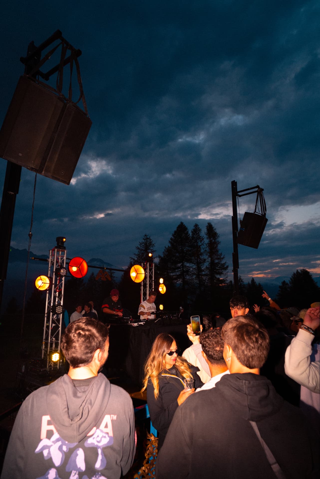 Peak Festival — il dancefloor sotto le luci