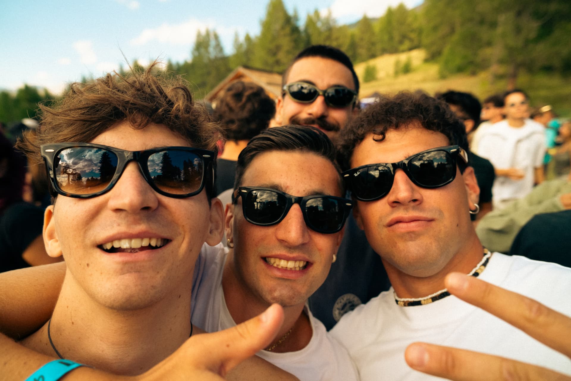 Peak Festival — amici in posa