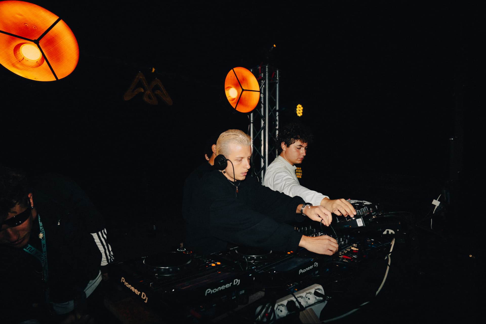 Peak Festival — DJ set in consolle
