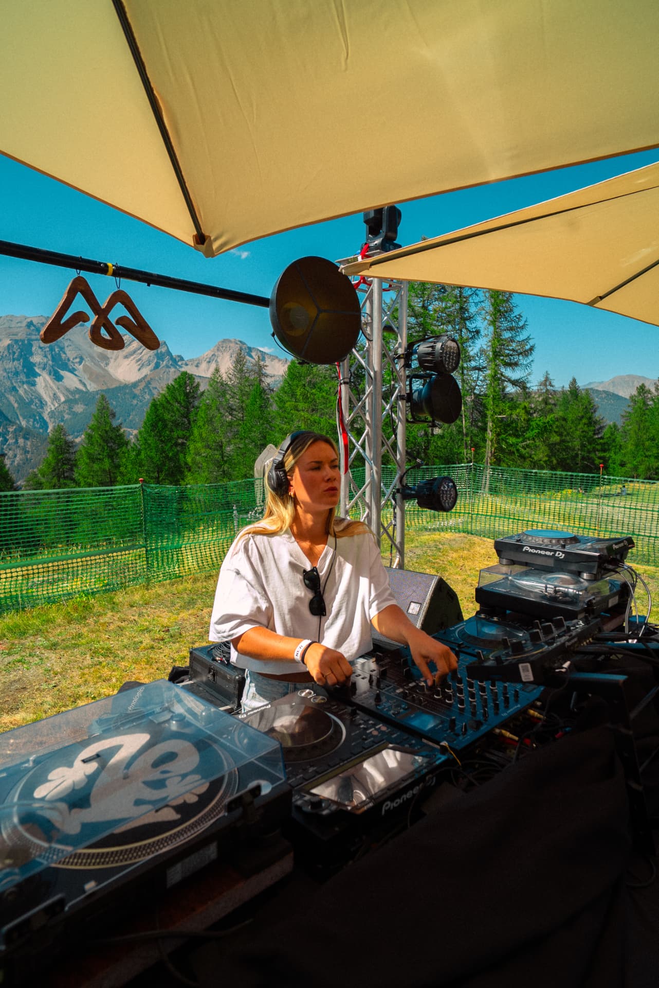 Peak Festival — DJ set con panorama alpino